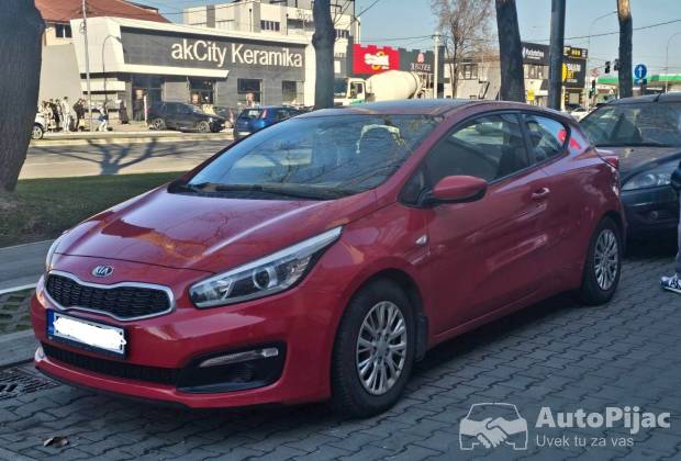 Prodajem kia pro ceed 2016, prvi vlasnik