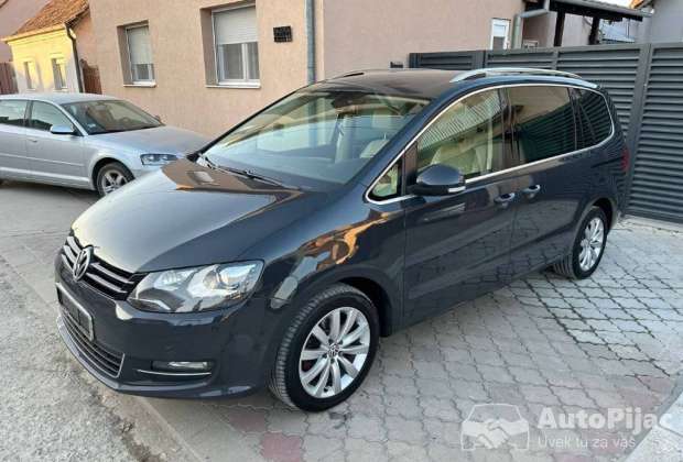 Volkswagen Sharan //HIGHLINE//																											2014. godište