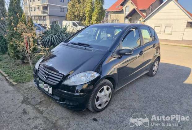 Delovi Mercedes a180cdi