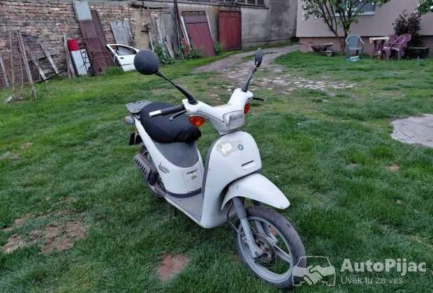 piaggio_free_2000g_1_polovni_automobili_autopijac.rs