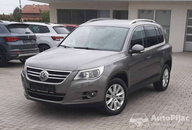 Volkswagen Tiguan 2.0 TDI 4x4 CH																											2008. godište