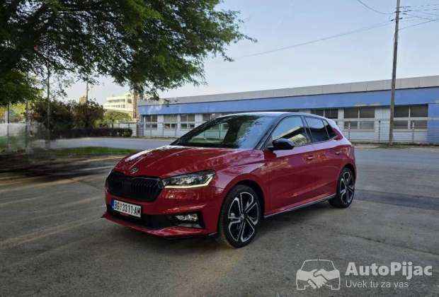 Škoda Fabia 1.5 MONTE CARLO PLUS																											2023. godište