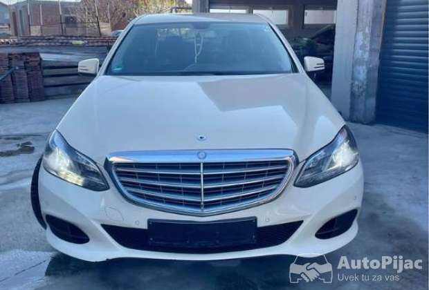 mercedes_e200_2014_1_polovni_automobili_autopijac.rs