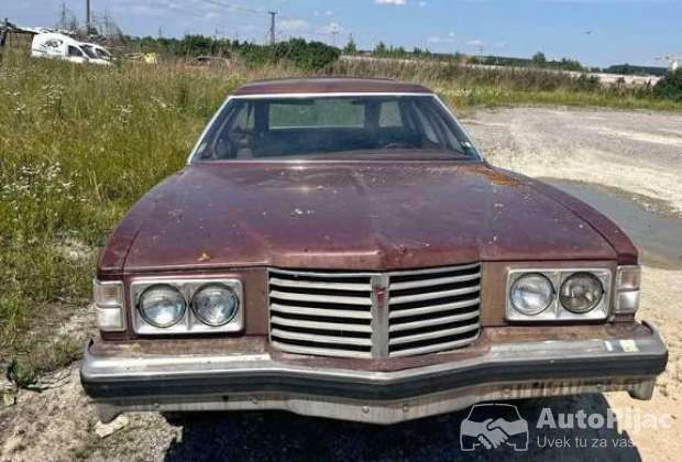 1976_pontiac_bez_motora_catalina_safari_1_polovni_automobili_autopijac.rs