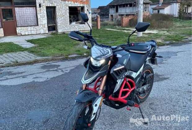 peda_tek_125_1_polovni_automobili_autopijac.rs