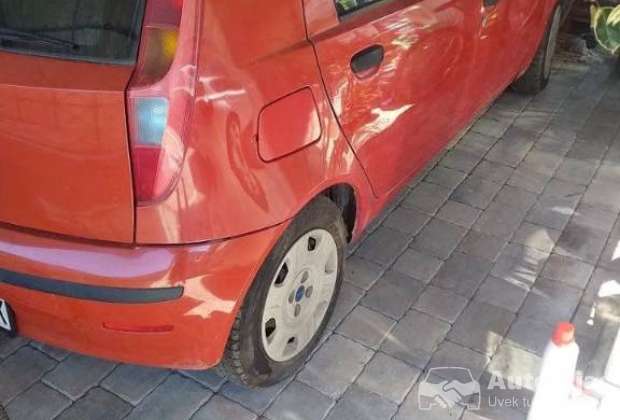punto_204_1_polovni_automobili_autopijac.rs