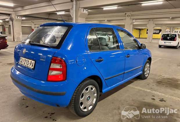 Škoda Fabia 1.2 ben/gas 2004. Tek reg! Atest do 2030. Sedi i vozi. Odlična. Prelepa. Vredi
