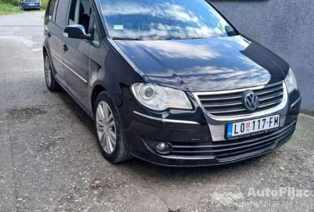 vw_turan_14_tsi_1_polovni_automobili_autopijac.rs