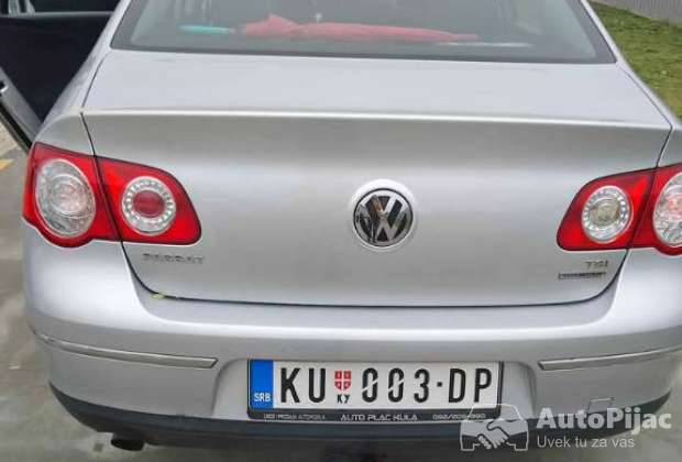 Prodajem Wolcvagen Passat B6 limuzina metalik siva 2010godište u ekstra stanju
