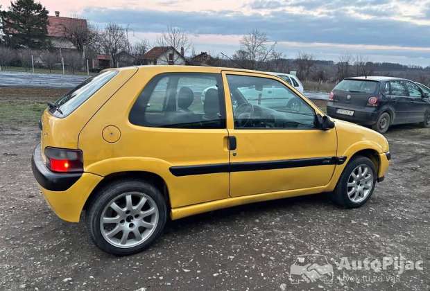 citroen_saxo_1_polovni_automobili_autopijac.rs