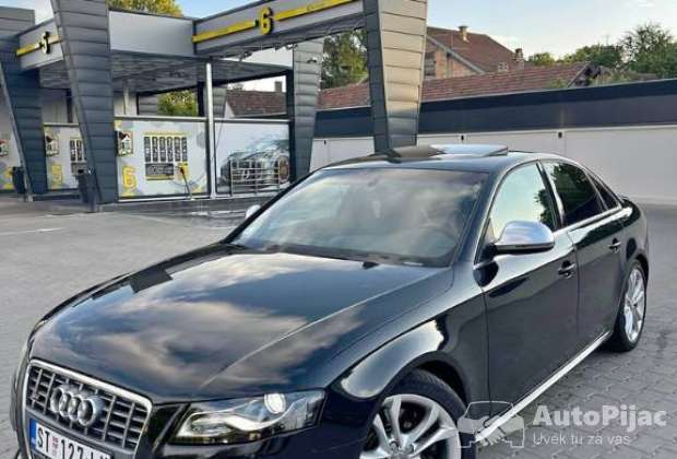 Audi S4 333ks