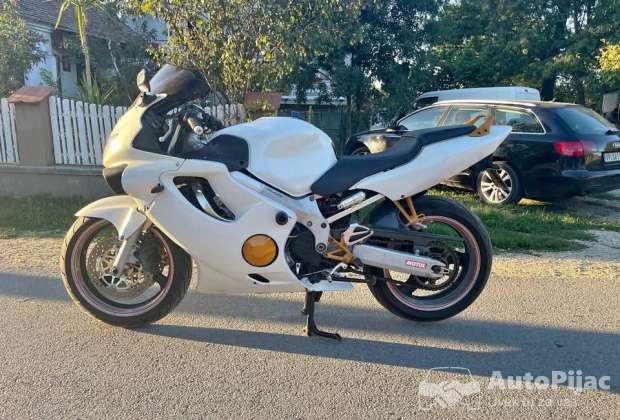 honda_cbr_f4_1_polovni_automobili_autopijac.rs