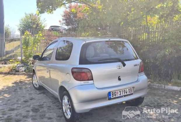 na_prodaju_toyota_yaris_1_polovni_automobili_autopijac.rs