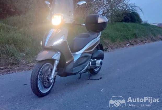 Beverly 300ie