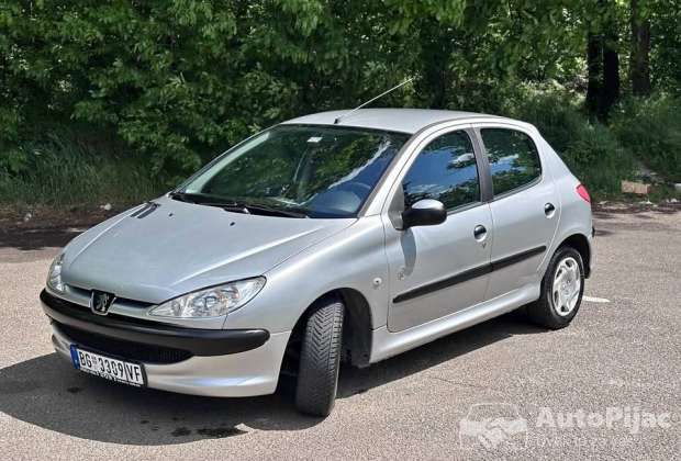Peugeot 206 1.4 8V XLINE SLO