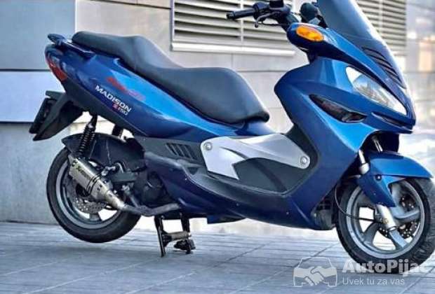 Malaguti madison T150