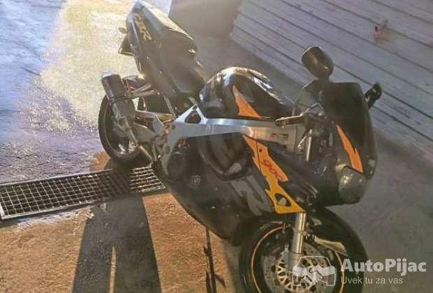 Honda CBR