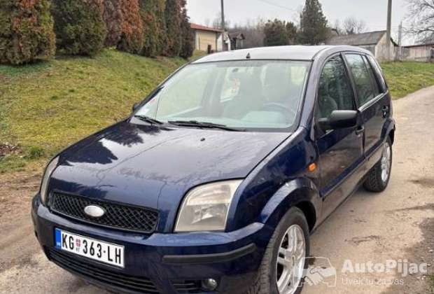 Ford Fusion 2003 godiste