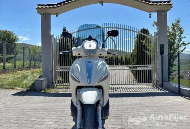 piaggio_beverly_300ie_1_polovni_automobili_autopijac.rs