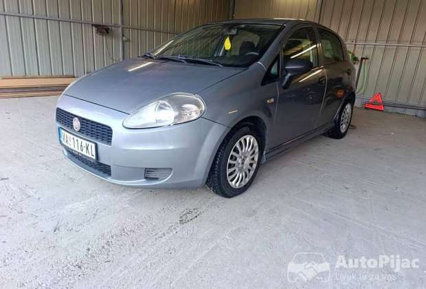 grande_punto_2011god_13_mjt_1_polovni_automobili_autopijac.rs
