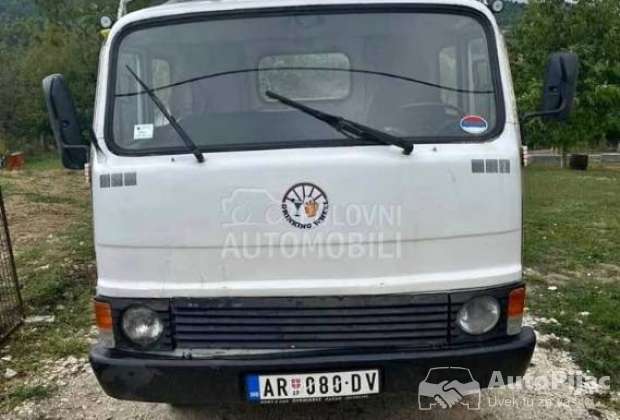 Kamion zastava 35