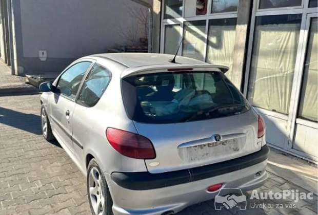peugeot_206_90ks_1_polovni_automobili_autopijac.rs