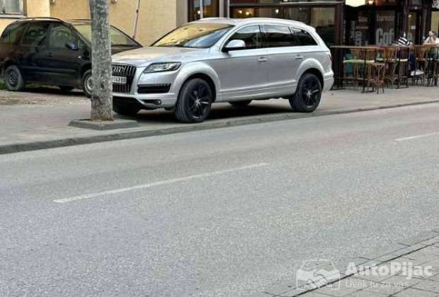 Audi q7 3m0tdi 09'