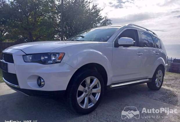 Prodajem Mitsubishi Outlander 2.0 benzin