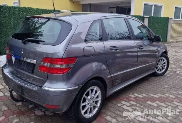 2010 Mercedes B200 restajling mercedes b200 restajling