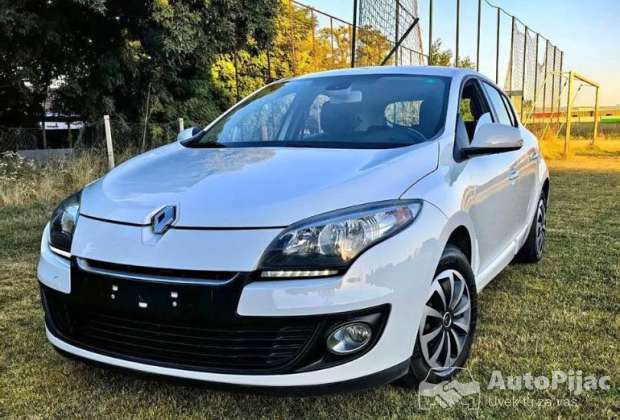 2013 Reno Megane 3 hatchback