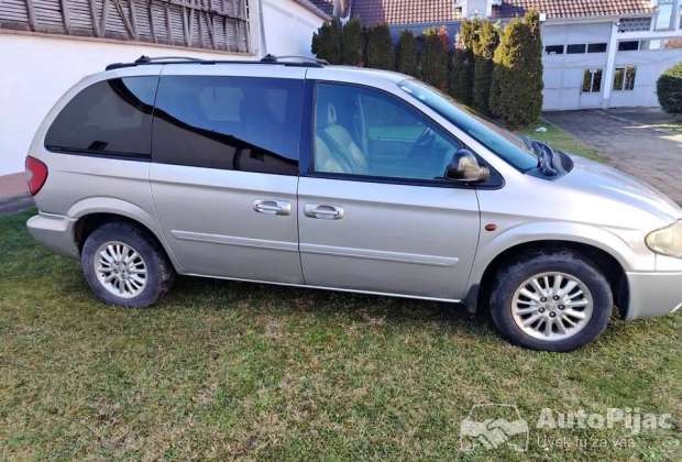 crysler_voyager_1_polovni_automobili_autopijac.rs