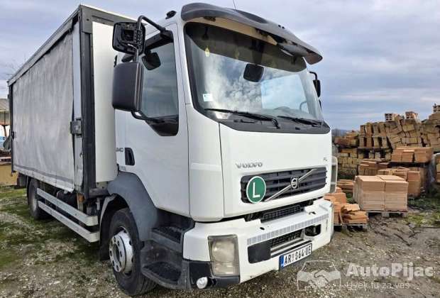 Kamion VOLVO FL240