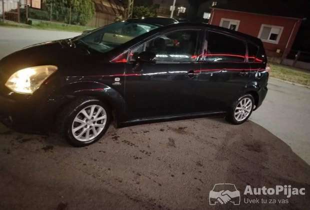 tojota_2_polovni_automobili_autopijac.rs