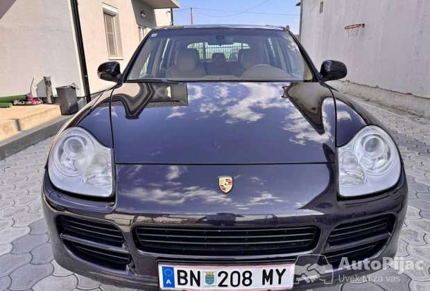 Porshe Cayenne 2006g. 3.2 v6 NOV,NOV 200000km STRANAC!
