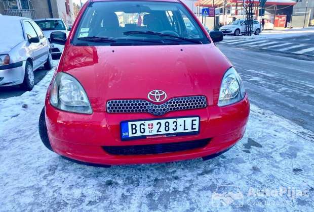 toyota_yaris_10_1_polovni_automobili_autopijac.rs