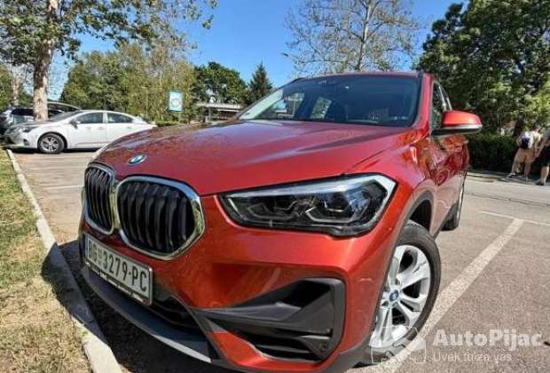 2020_bmw_25e_xdrive_15l_1_polovni_automobili_autopijac.rs