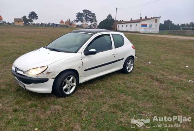 pezo20619dizelgodiste2002reg1512026_1_polovni_automobili_autopijac.rs