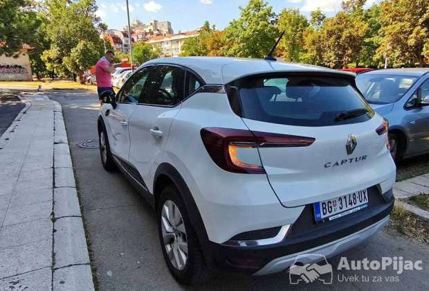 renault_captur_1_polovni_automobili_autopijac.rs