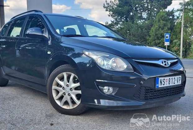 hyundai_i30_1_polovni_automobili_autopijac.rs