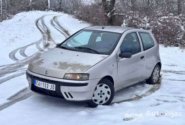 FIAT PUNTO 1.2 8v PLIN NIJE REG
