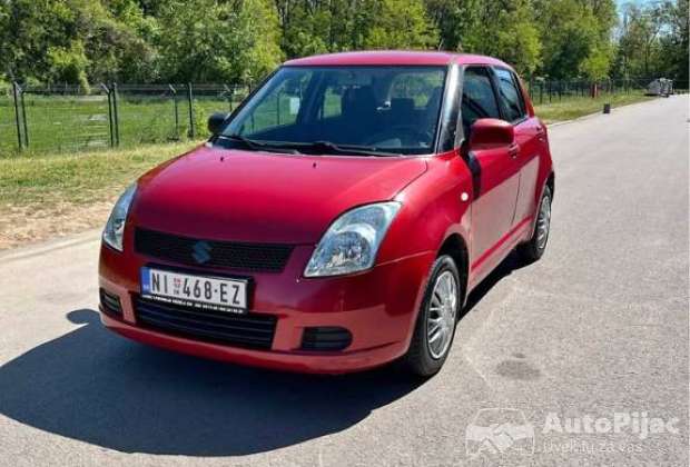 suzuki_swift_1_polovni_automobili_autopijac.rs