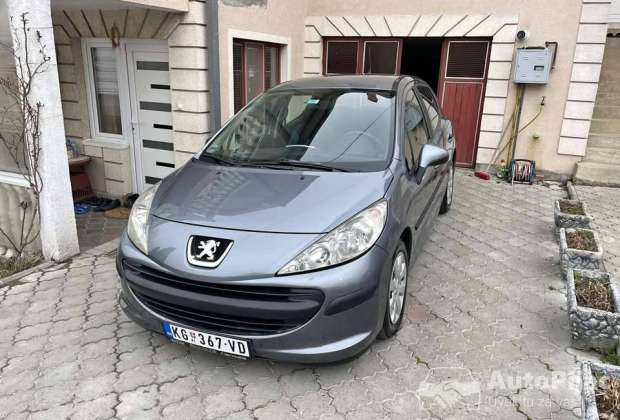 pezo_207_1_polovni_automobili_autopijac.rs