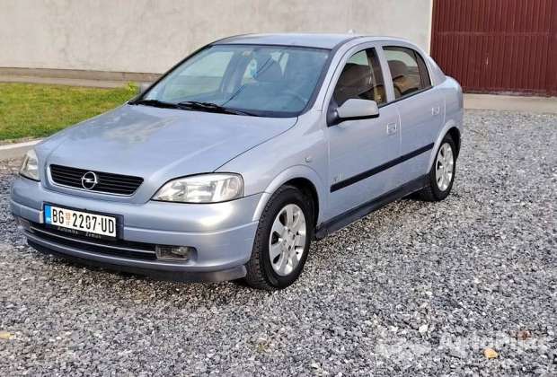 OPEL ASTRA G. 2002 GOD 1.6 BENZIN 74 KW. REG 28.08.2026. 1380 EU