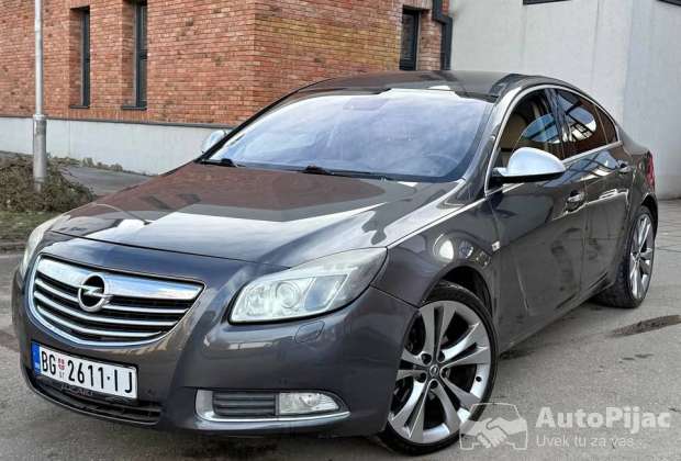 Opel insignia 2.0cdti AUTOMATIK