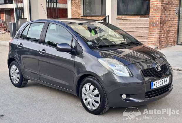 Toyota Yaris 1.3 VVTI 02.2027 reg /NOVA / EXTRA