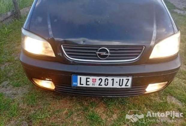 zafira_2002_god_1_polovni_automobili_autopijac.rs
