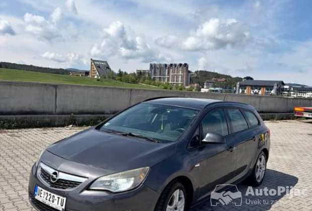astra_j_1_polovni_automobili_autopijac.rs