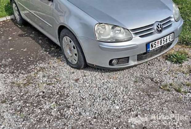 golf_5_19_tdi_2004_god_1_polovni_automobili_autopijac.rs