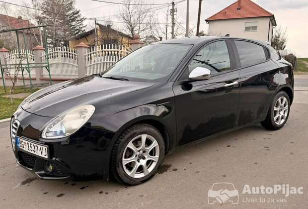 2011 Alfa Romeo giulietta