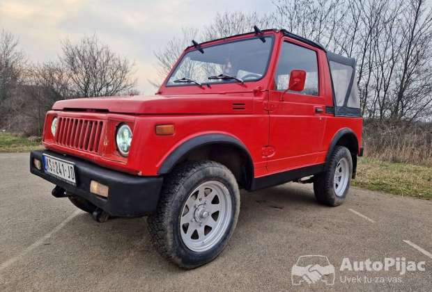 Suzuki samuraj